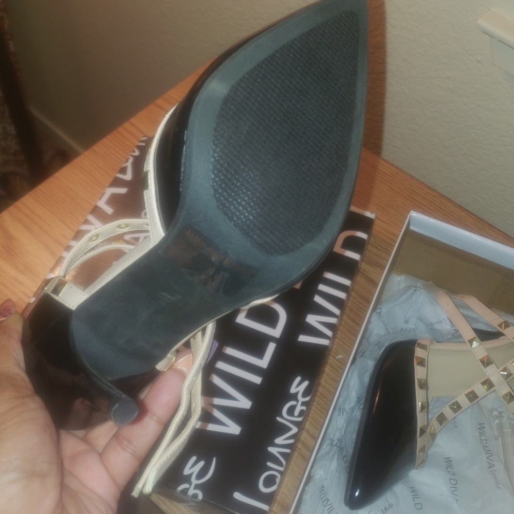 Women's heels - Picture 3 of 3